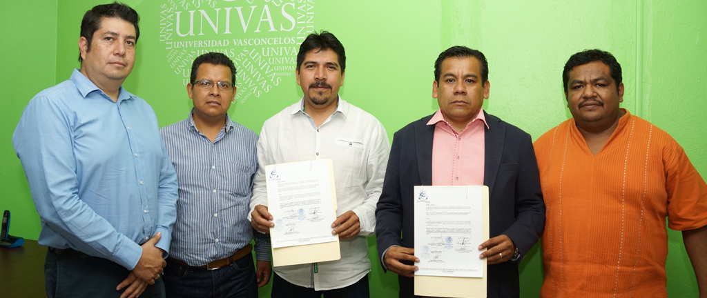 1-convenio-plumaHidalgo-univas-oaxaca.jpg